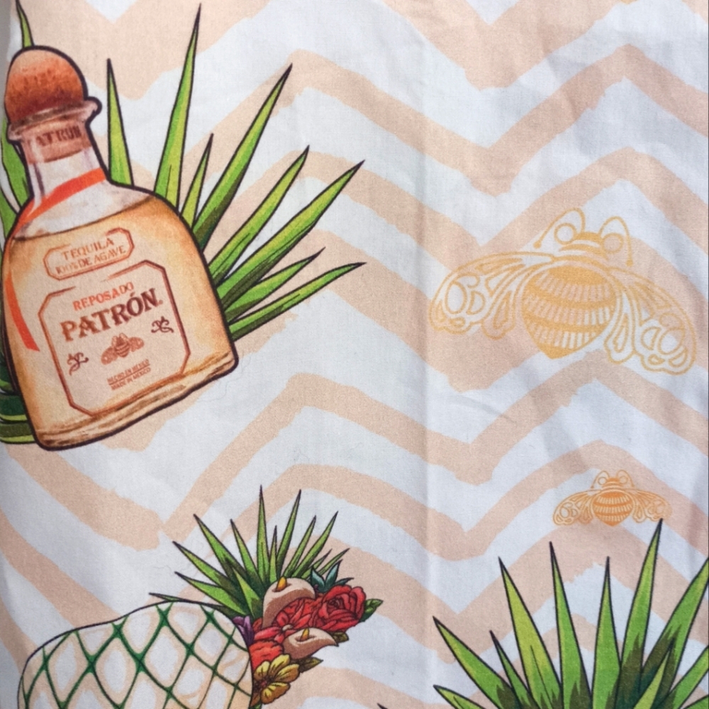 Patròn Tequila Button Up - Picture 5 of 5